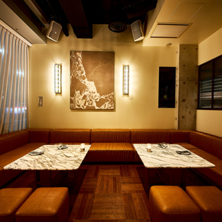 ラウンジソファー席