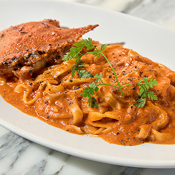 渡り蟹のトマトクリーム・タリアテッレ