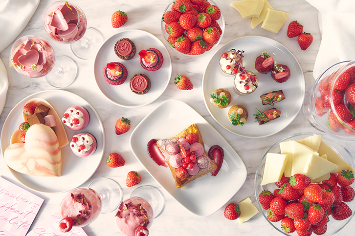 Afternoon Tea いちごとハートチョコボックスのティーパーティー